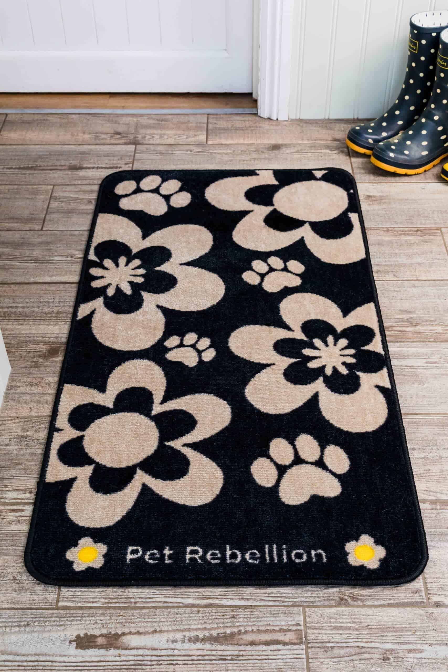 Pet Rebellion Stop Muddy Paws Flowers Black